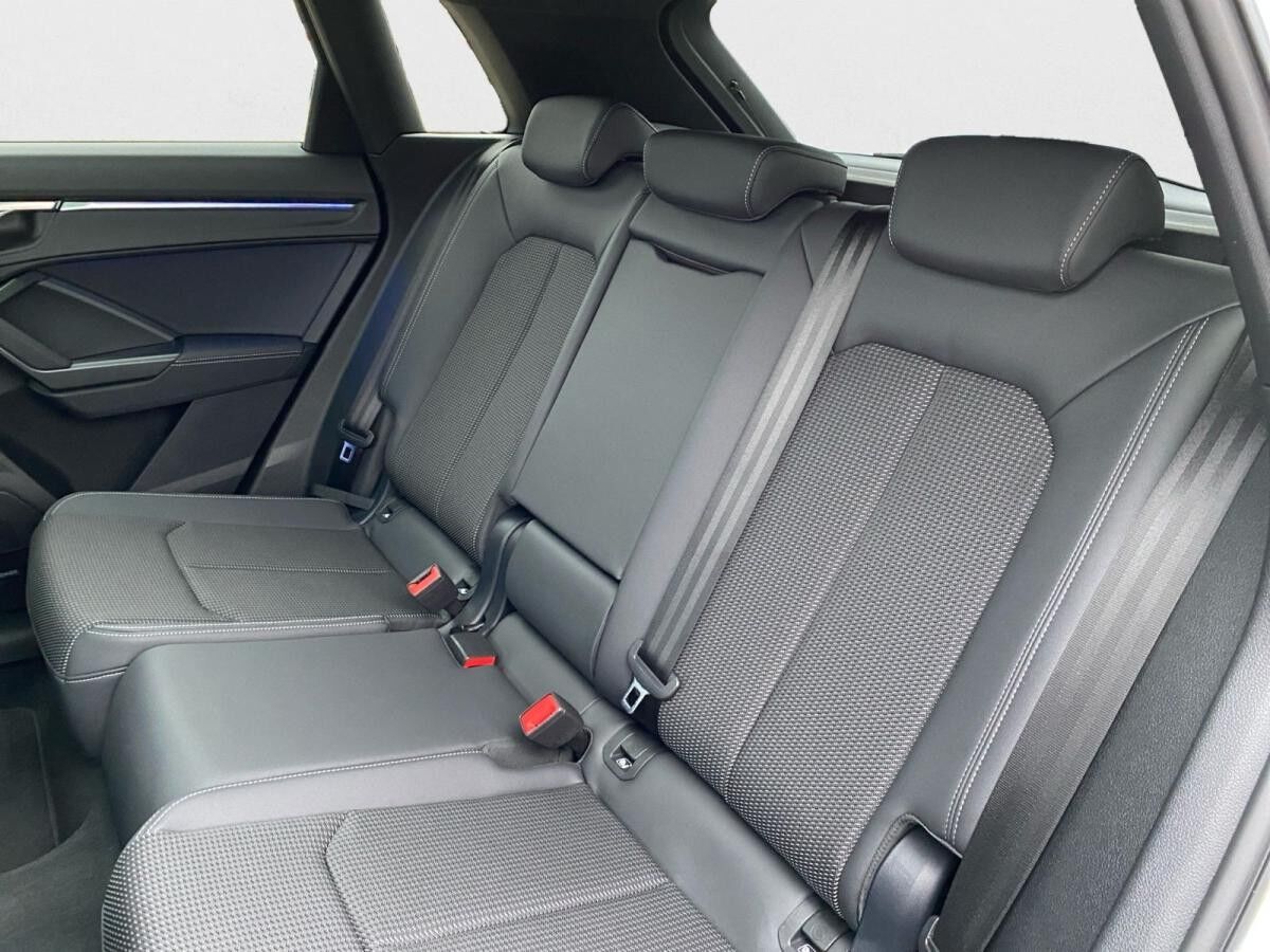 Audi Q3 45 TFSI quattro 2x S line Business Sonos Pano