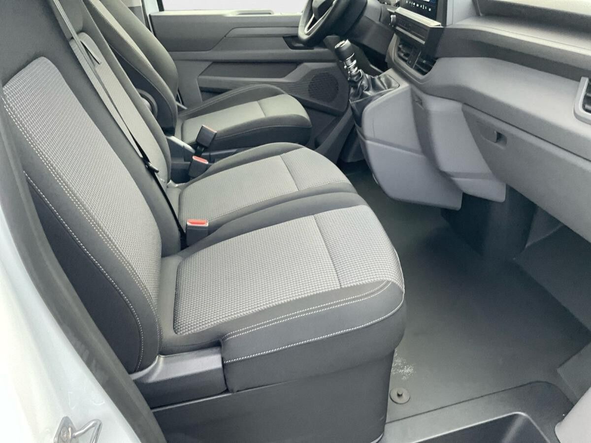 Volkswagen Transporter Kasten 2.0 AHK Kamera LED