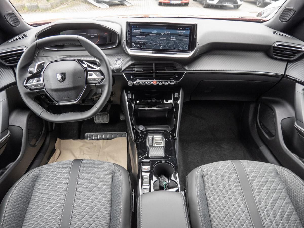 Peugeot 2008 1.2 Hybrid 145 Allure *LAGERABVERKAUF*