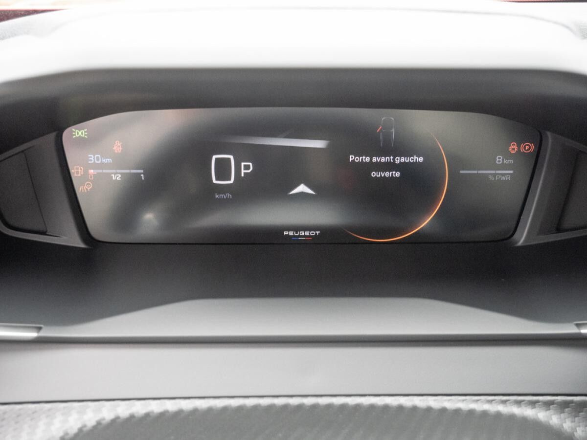 Peugeot 2008 1.2 Hybrid 145 Allure *LAGERABVERKAUF*