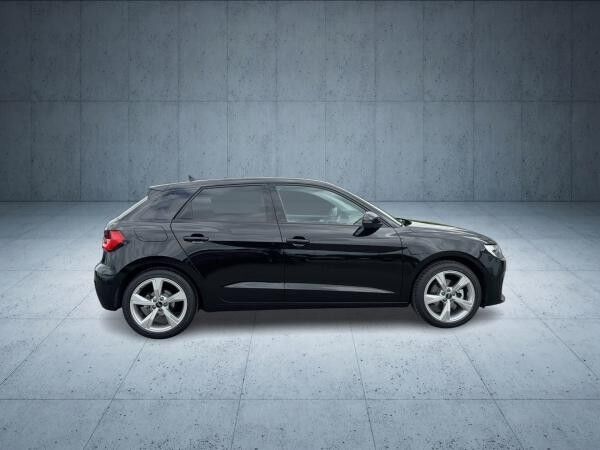 Audi A1 Sportback advanced 30 TFSI S tr. LED ACC 17Ž