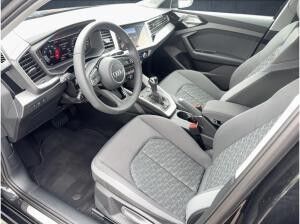 Audi A1 Sportback advanced 30 TFSI S tr. LED ACC 17Ž
