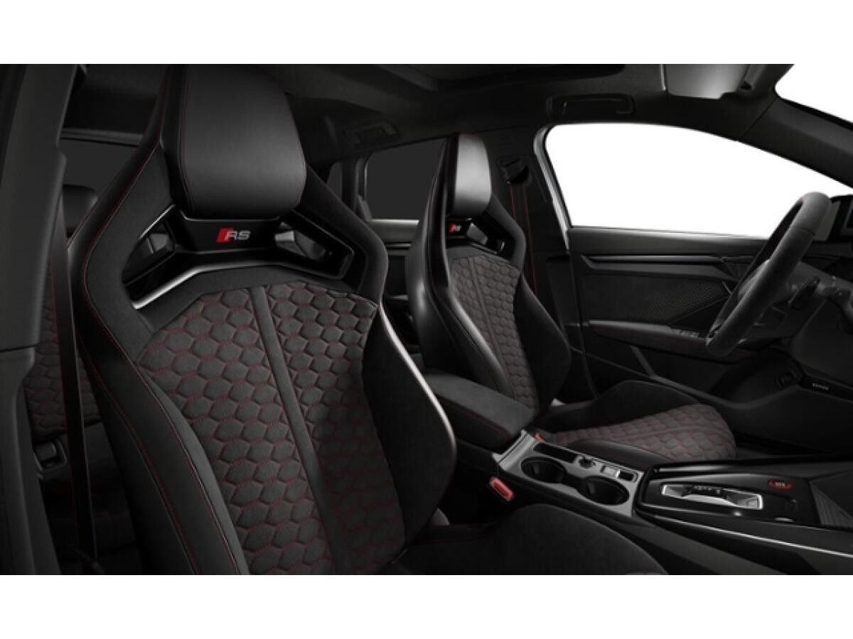 Audi RS3 RS 3 Sportback S tronic Audi RS3 RS 3 Sportback S tronic