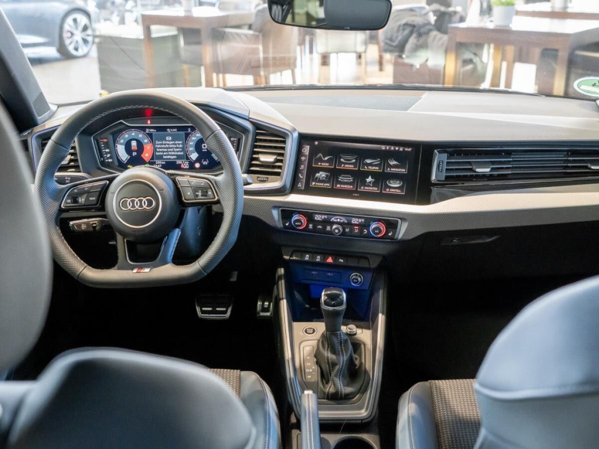Audi A1 Sportback S line 25 TFSI - Vorführwagen - sofort verfügbar