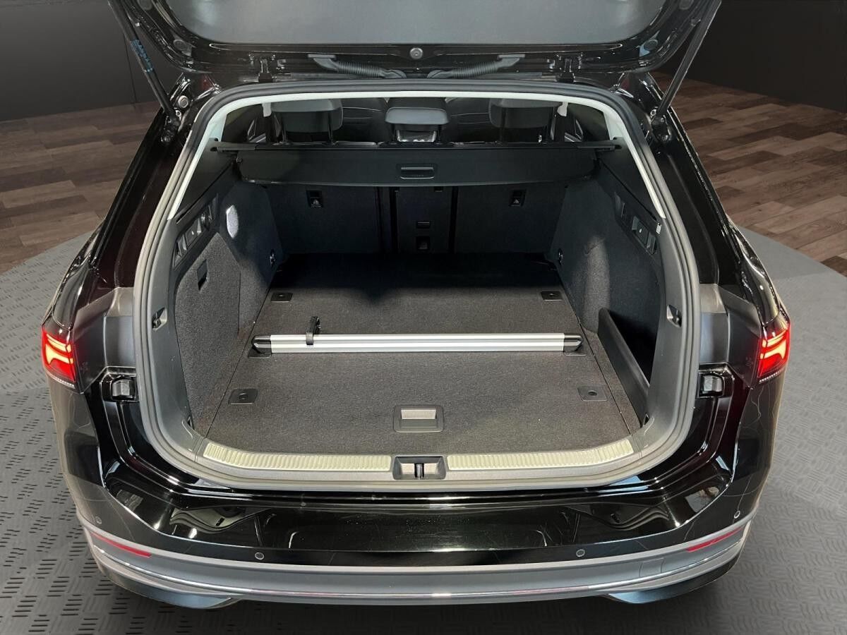 Volkswagen Passat Variant Business 2.0 DCC*TDI*DSG*AHK*HuD