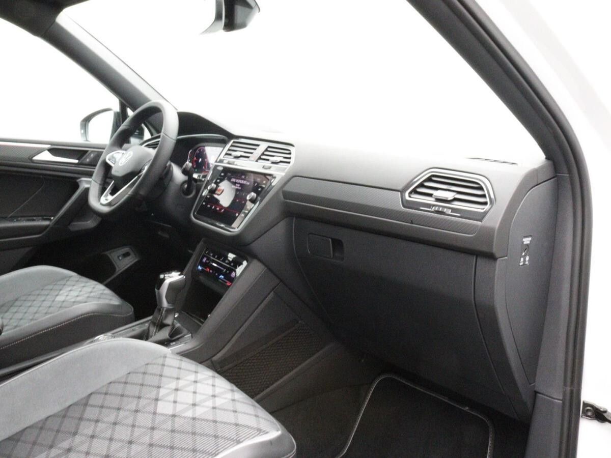 Volkswagen Tiguan Allspace R-Line Black 2.0TDI 4M DSG / AHK