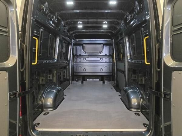 Volkswagen Crafter 35 Kasten MR HD 2.0 l TDI AHK*LED