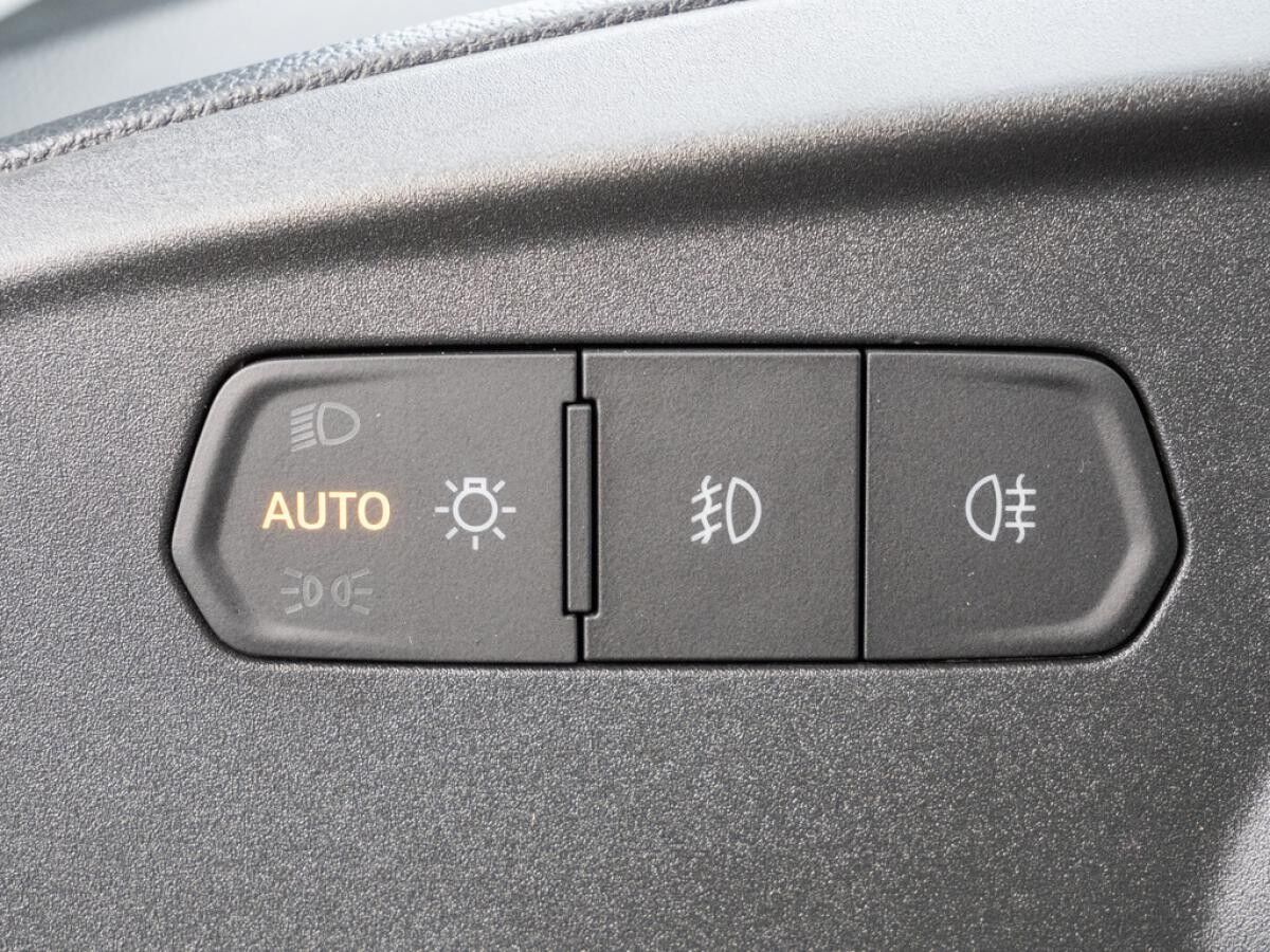 Ford Transit Connect Kasten Trend L1 Klima PDC NAVI uvm.  -K.T.-