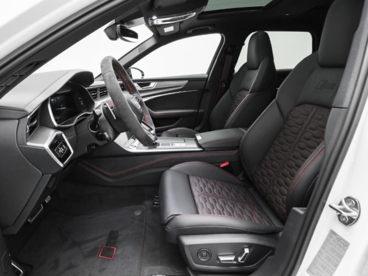 Audi RS6 Avant performance B&O Pano AHK Keramik WR