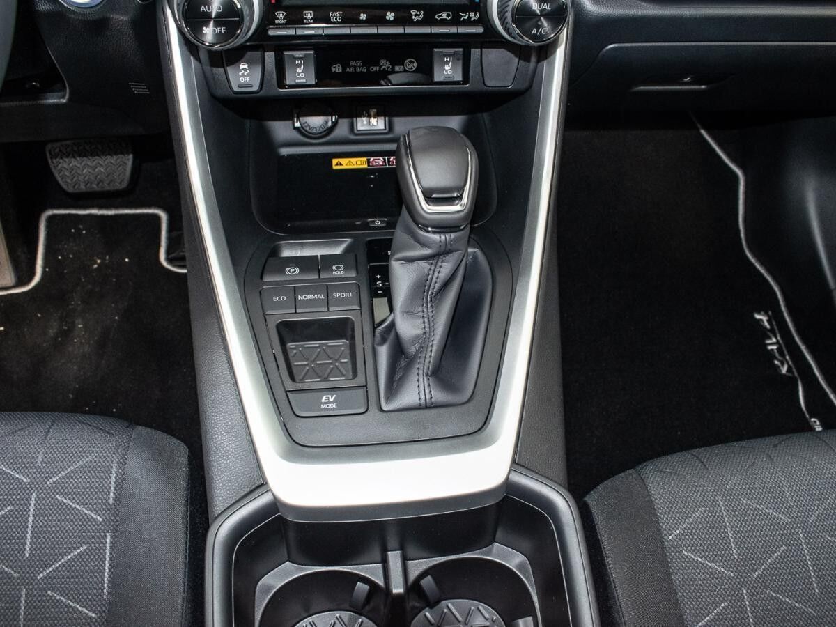 Toyota RAV 4 Hybrid 4x2 Teamplayer +Technik-P. **Sofort**