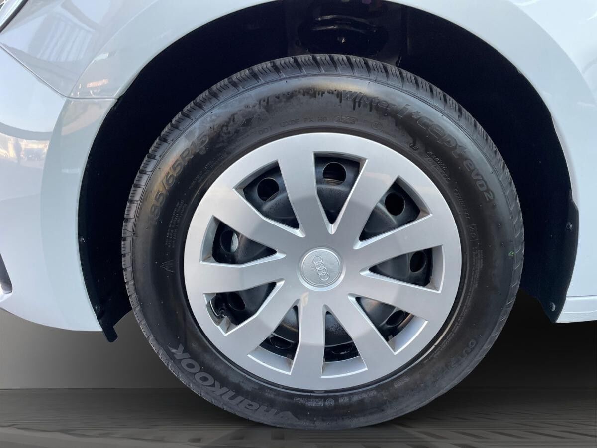 Audi A1 Sportback 25 TFSI S line LED Carplay PDC+