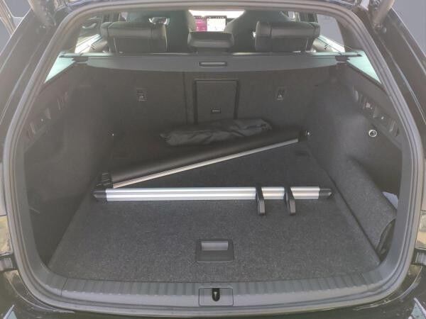 Skoda Octavia Combi Sportline 2.0 TDI DSG NAVI ACC AHK