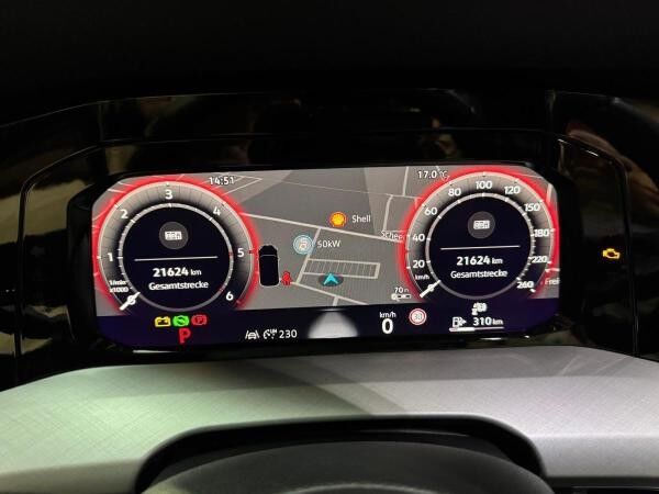 Volkswagen Golf Var. 2.0 TDI LIFE*ACC*NAV*AHK*DSG*HuD*LED*