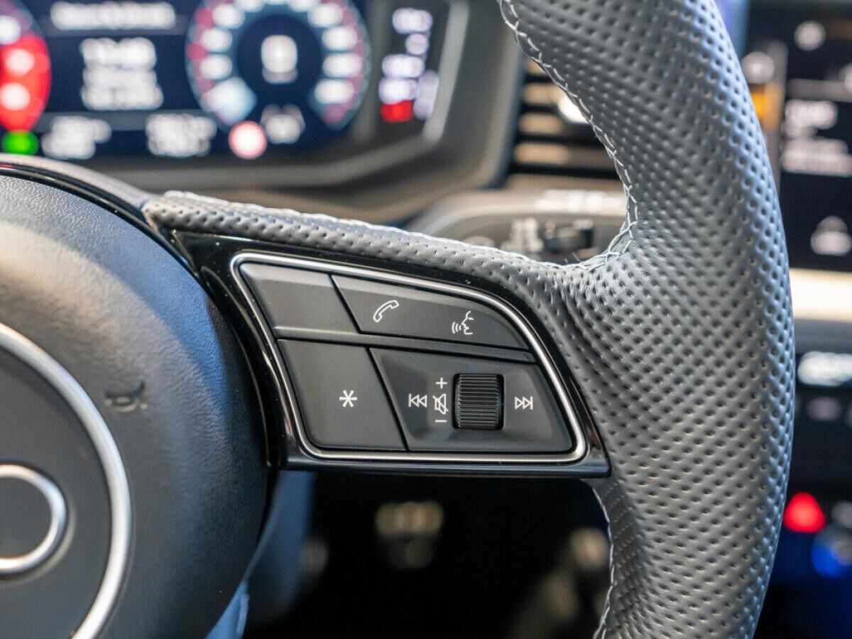 Audi A1 Sportback S line 25 TFSI - Vorführwagen - sofort verfügbar