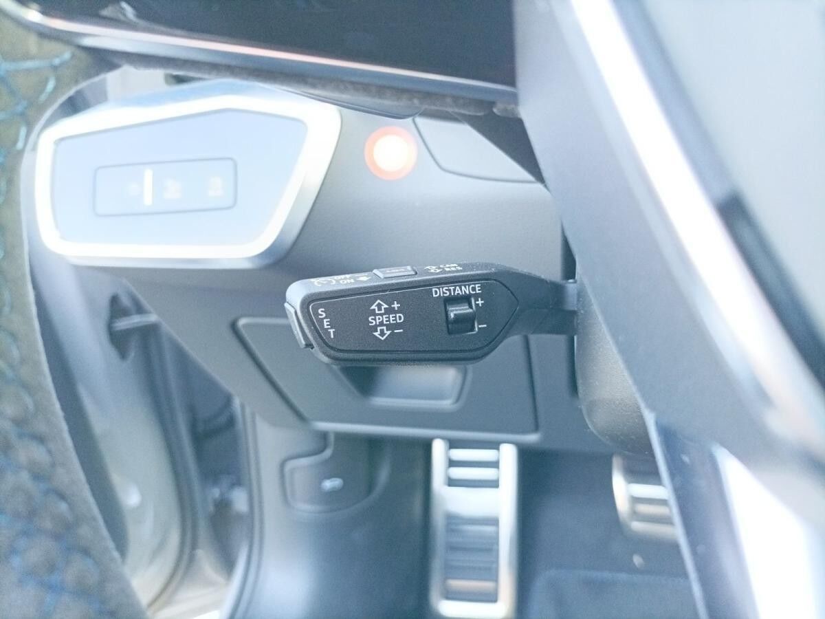 Audi RS6 RS 6 Avant performance 463(630) kW( PS) tiptronic