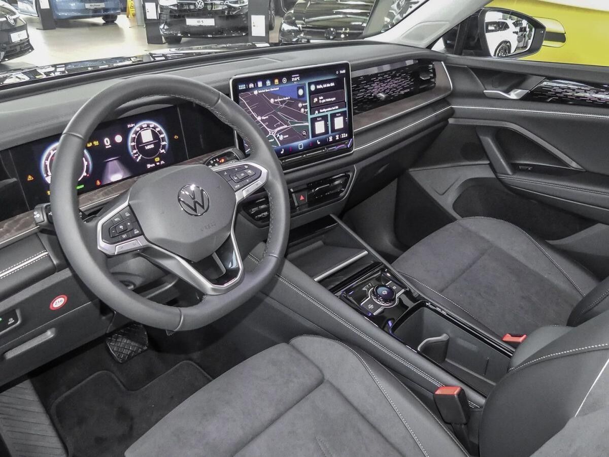 Volkswagen Tayron 1.5 eTSI Elegance DSG AHK