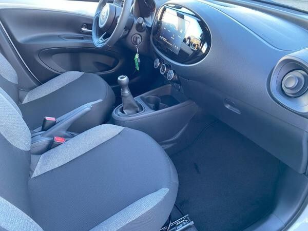 Toyota Aygo X Play