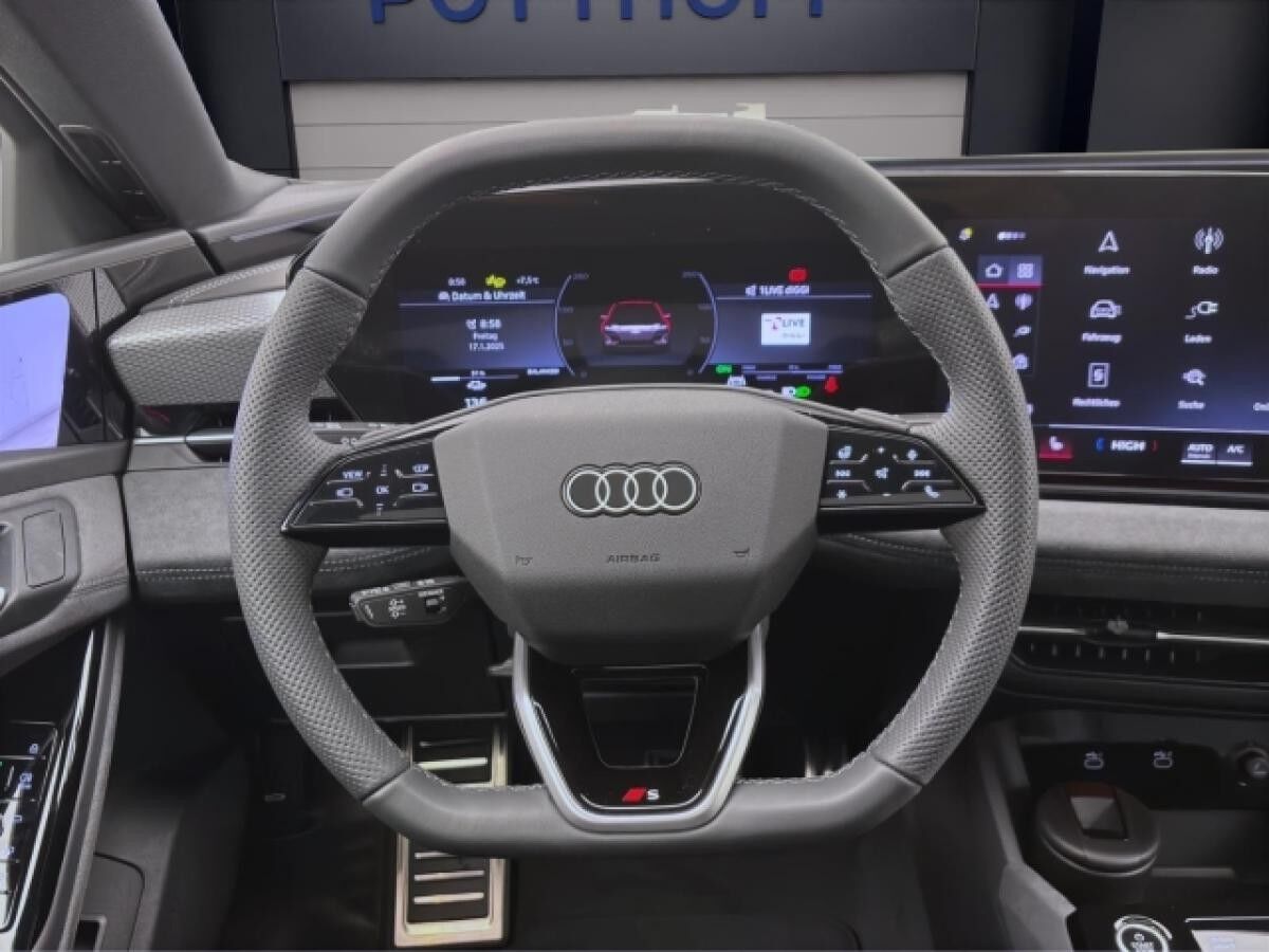 Audi A6 e-tron Avant PERFORMANCE S LINE PANO B&O HuD LM21