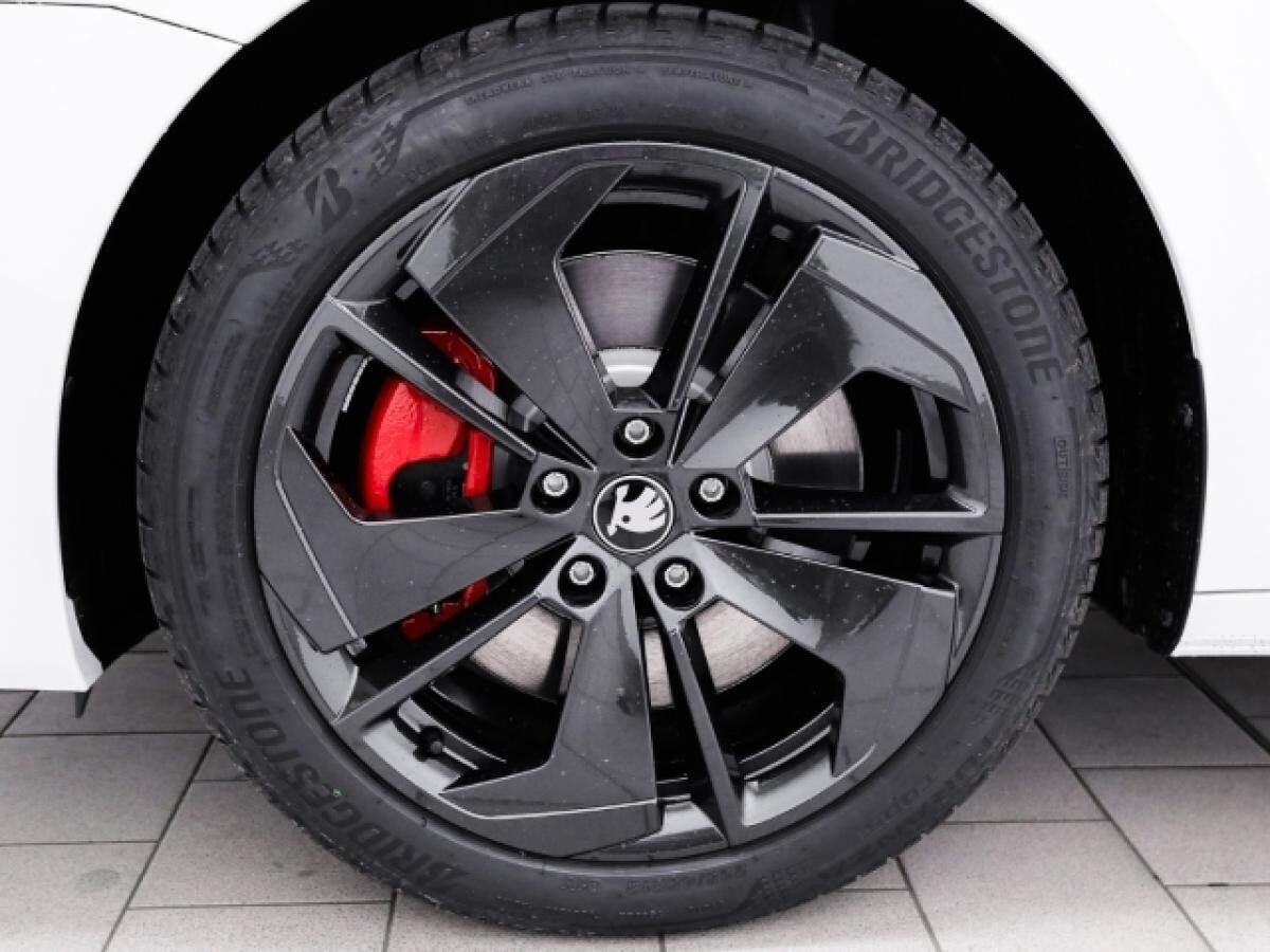 Skoda Octavia Combi RS 2.0 TSI Pano Navi Matrix