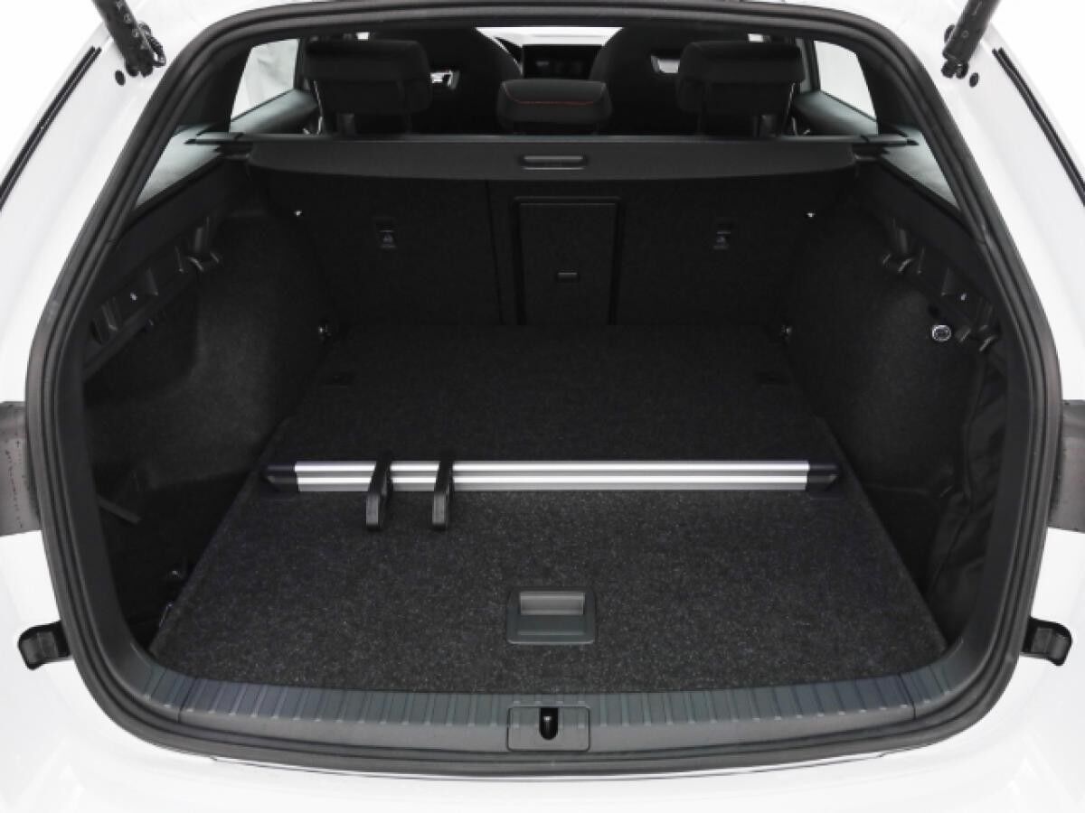 Skoda Octavia Combi RS 2.0 TSI Pano Navi Matrix