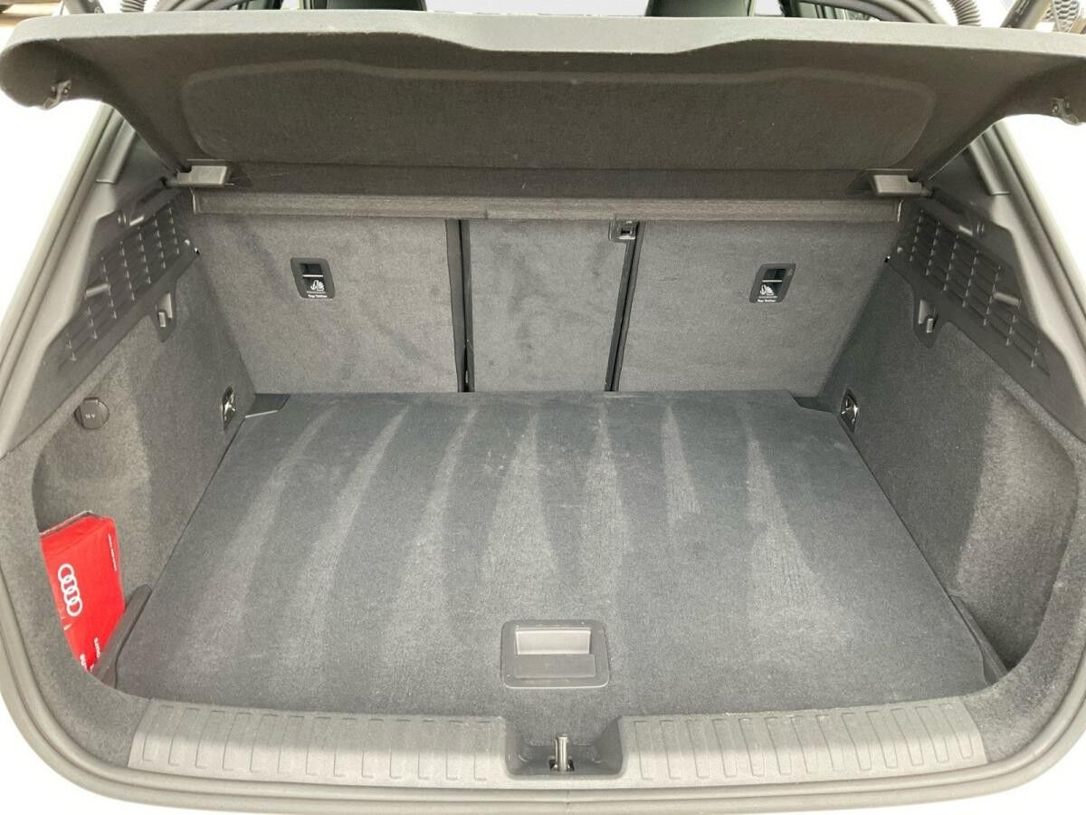 Audi S3 Sportback TFSI quattro S-line Leder Amb+ Navi