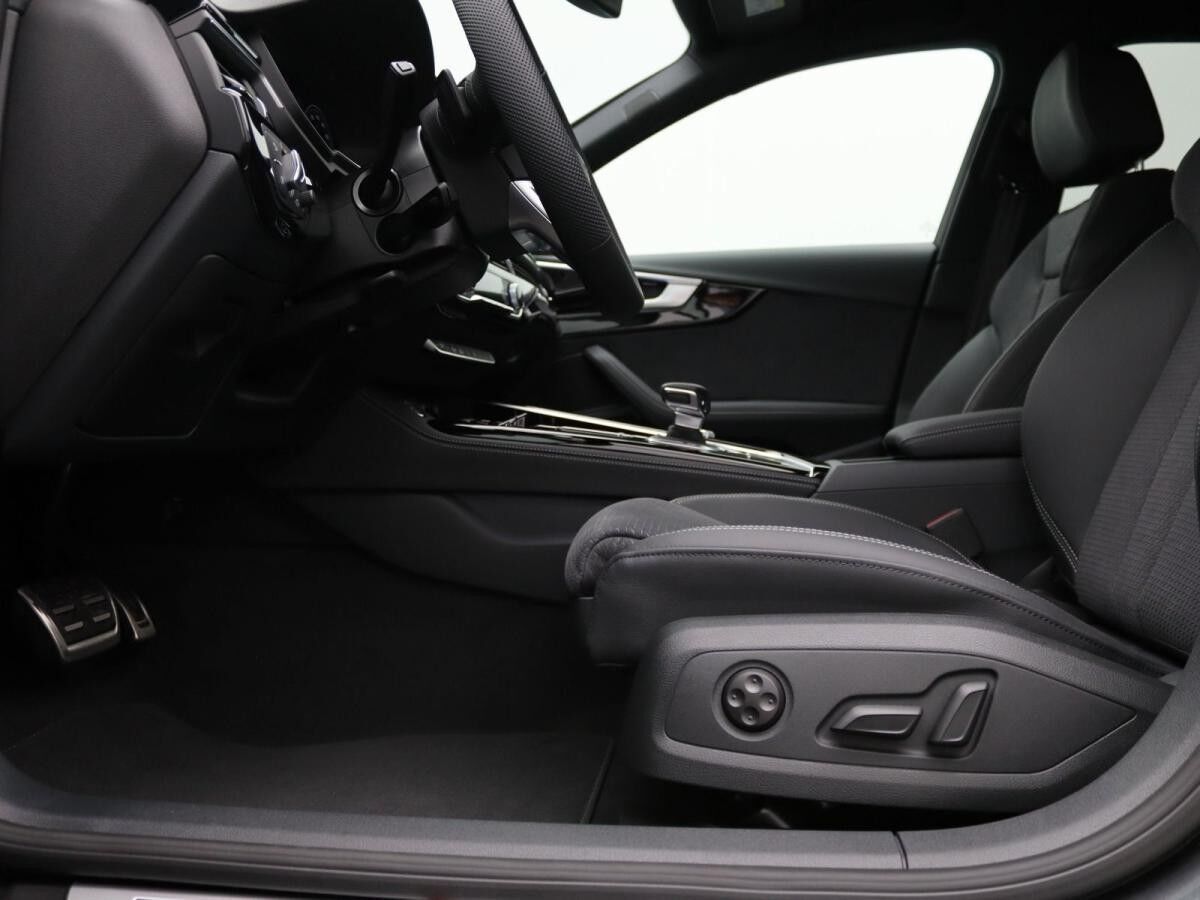 Audi A4 Avant competition edition 40TDI quattro / AHK