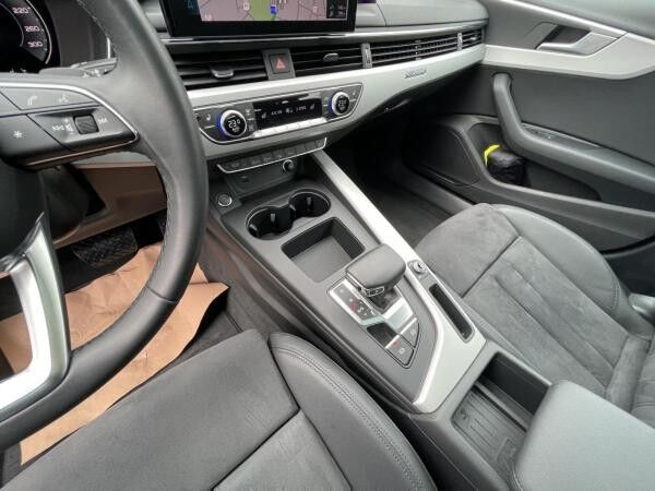 Audi A4 Av. 40 TDI qu. LED Pano Memory 360° Alcantara