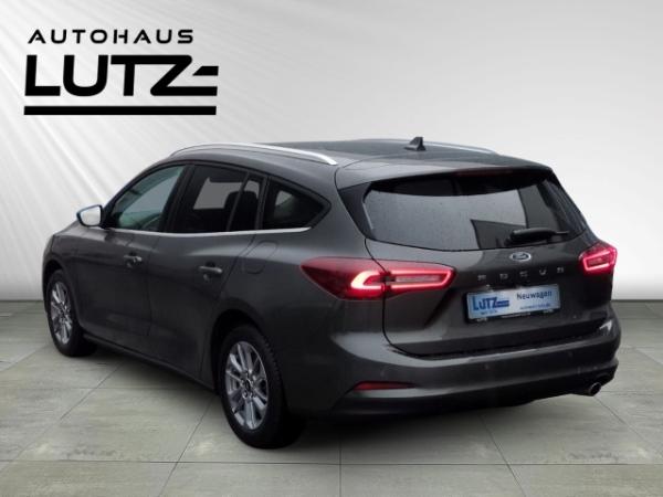 Ford Focus Turnier Titanium Hybrid *SONDERPREIS/4,99% Finanzierung/sofort verfügbar