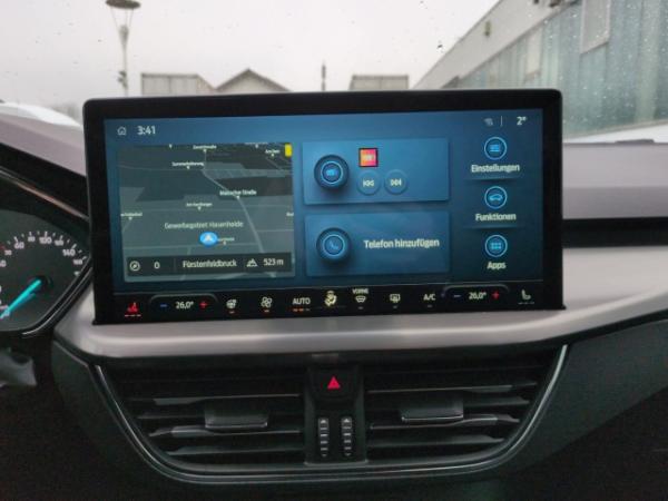 Ford Focus Turnier Titanium Hybrid *SONDERPREIS/4,99% Finanzierung/sofort verfügbar