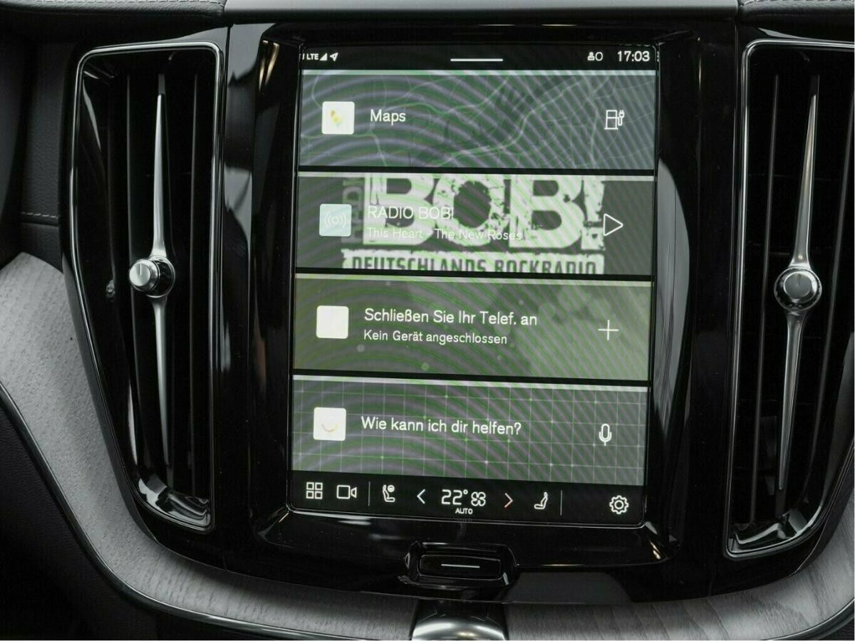 Volvo XC60 T6 ULTRA DARK HOT DEAL