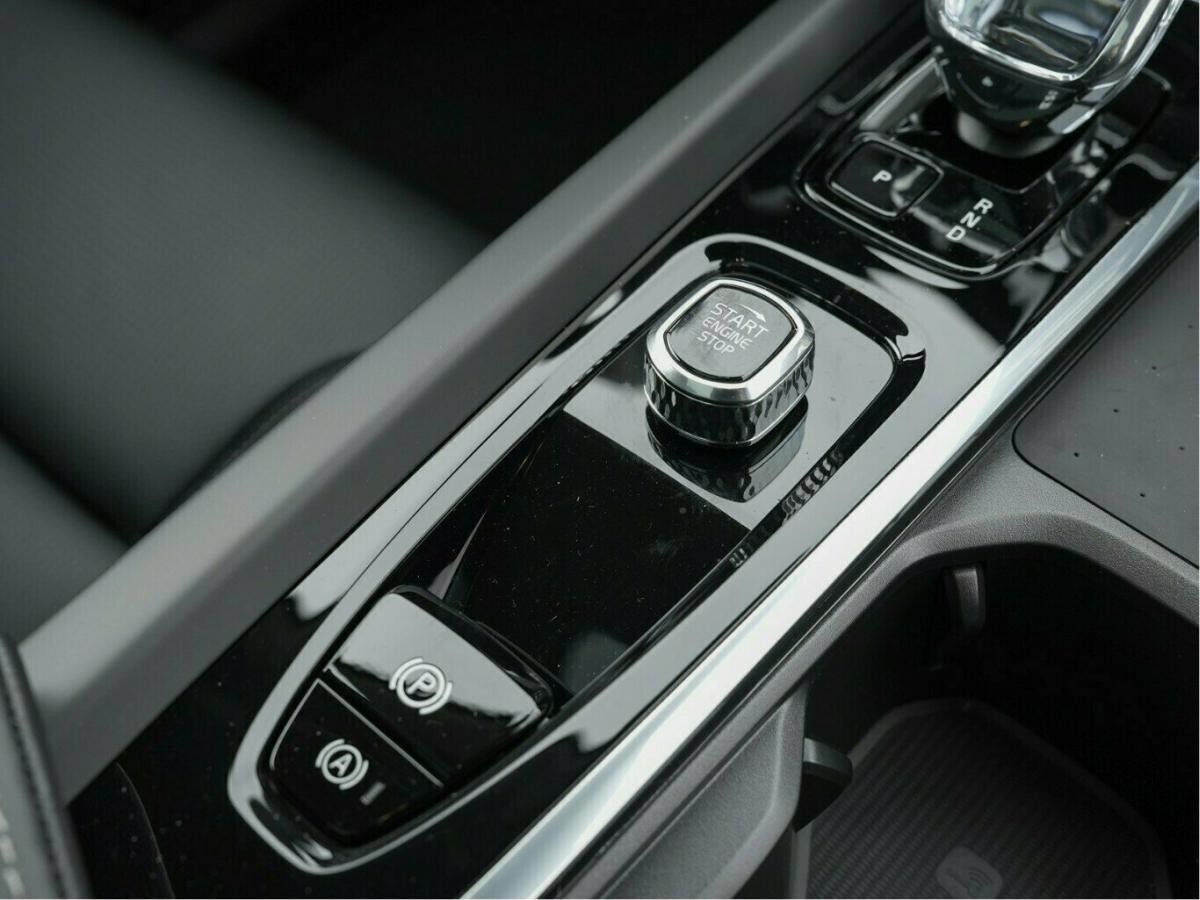 Volvo XC60 T6 ULTRA DARK HOT DEAL