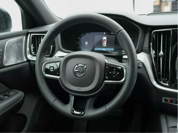 Volvo V60 B4 DIESEL ULTIMATE DARK