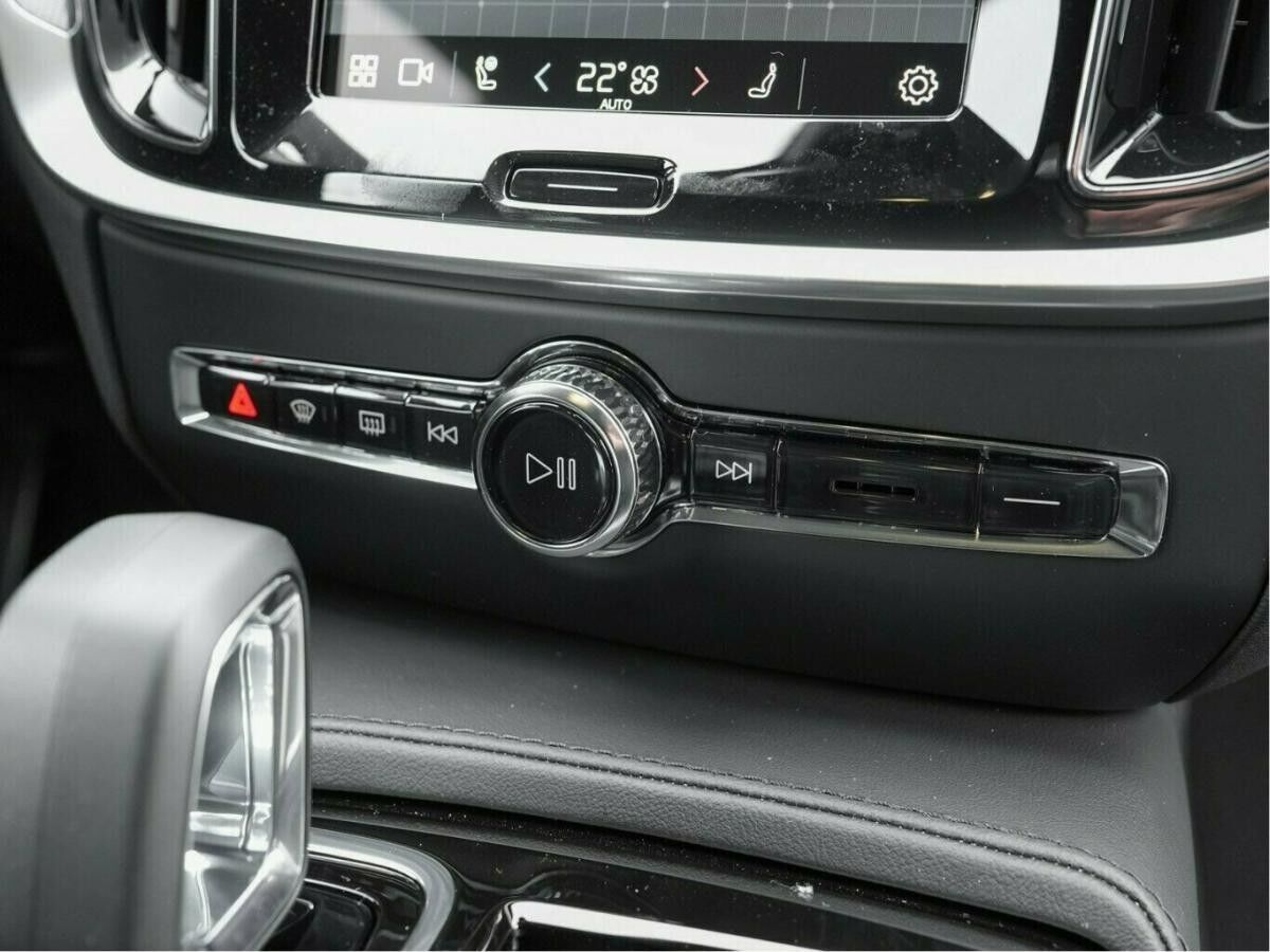 Volvo V60 T6 PLUS BRIGHT HOT DEAL
