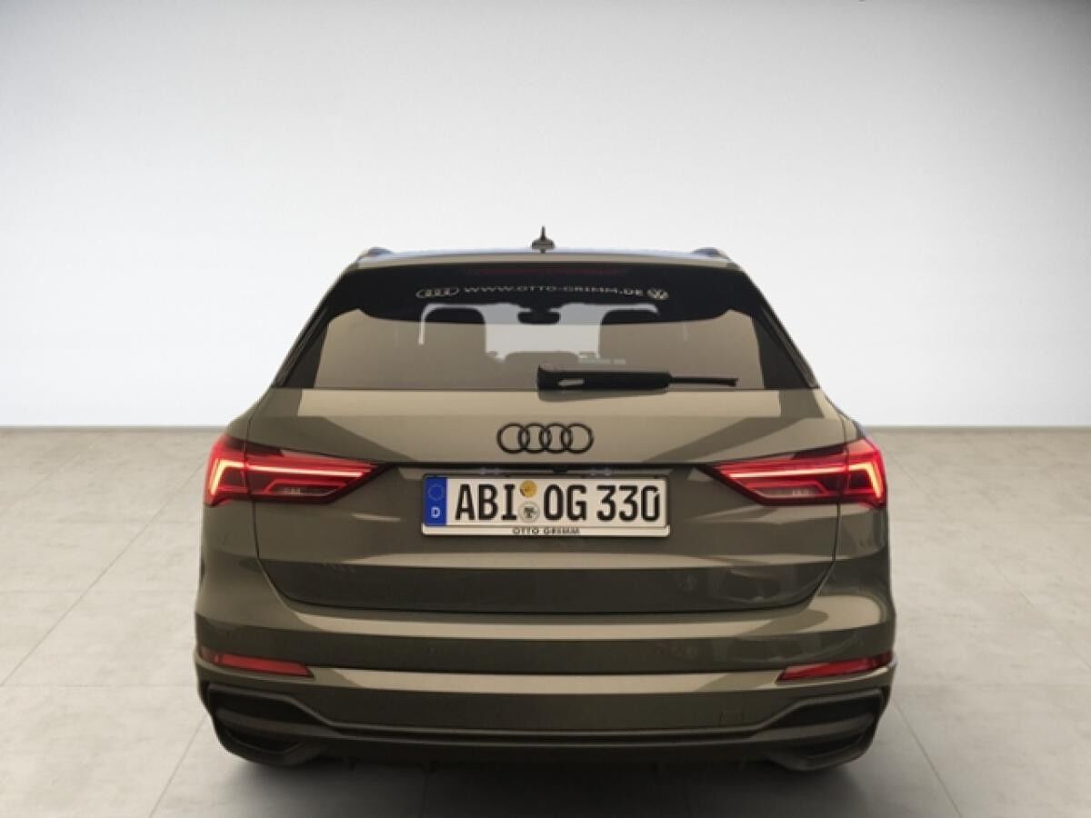 Audi Q3 35 TFSI S line Matrix LED Navi