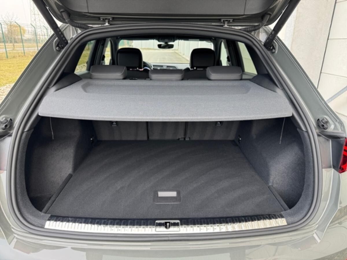 Audi Q3 35 TFSI S line Matrix LED Navi