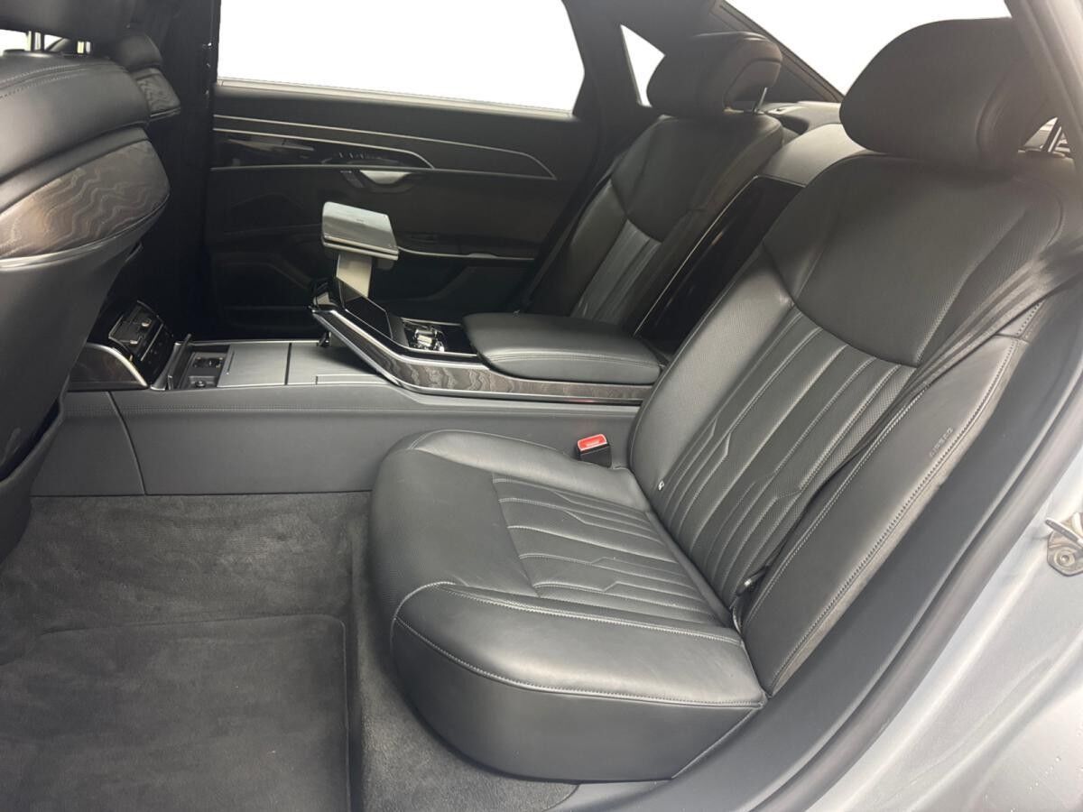 Audi A8 L 60 TFSI quattro Matrix HUD OLED ACC Virtual