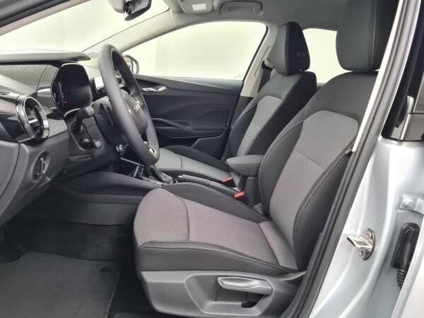 Skoda Fabia Drive TSI DSG Infotainment Assist Winter