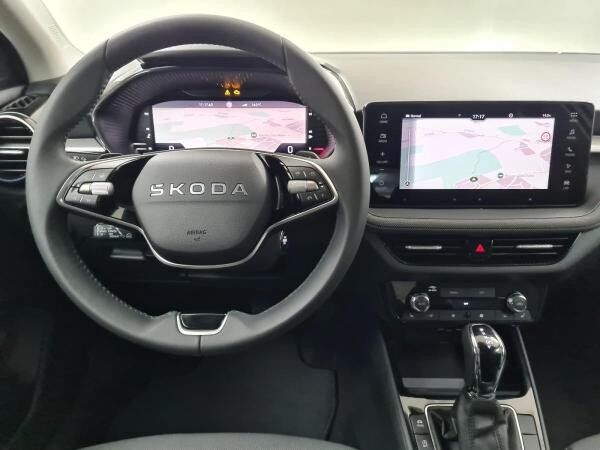 Skoda Fabia Drive TSI DSG Infotainment Assist Winter