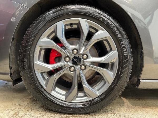 Ford Focus Turnier 1.0 ST-Line X