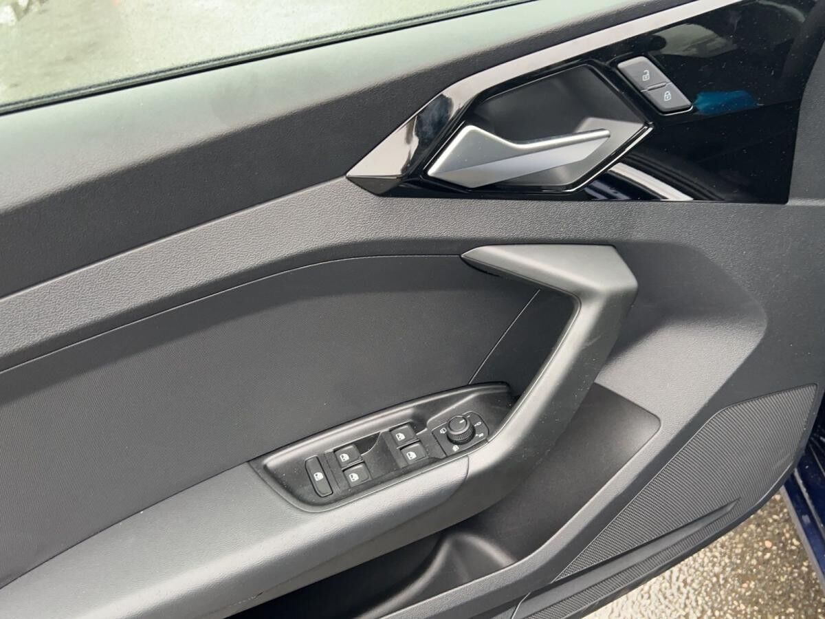 Audi A1 Sportback advanced 25 TFSI S tronic+GANZJAHRESREIFEN