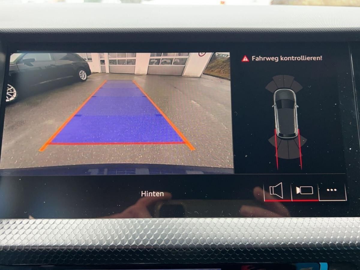 Audi A1 Sportback advanced 25 TFSI S tronic+GANZJAHRESREIFEN