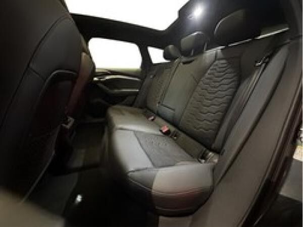 Audi A6 Avant e-tron performance
