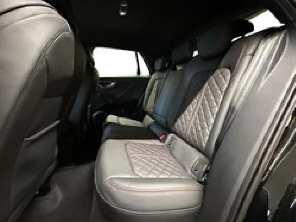 Audi Q2 S line 35 TDI S tronic