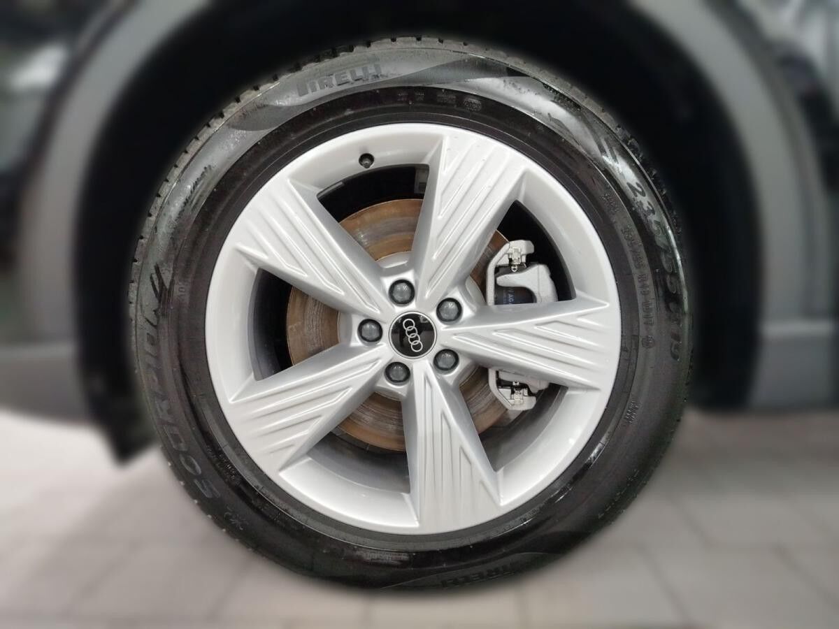 Audi Q4 e-tron Q4 Sportback 40 e-tron advanced LED Navi DAB VC PDC Sitzheizung