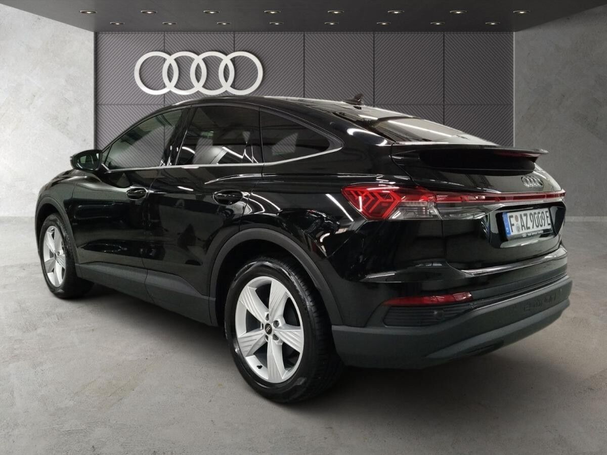 Audi Q4 e-tron Q4 Sportback 40 e-tron advanced LED Navi DAB VC PDC Sitzheizung