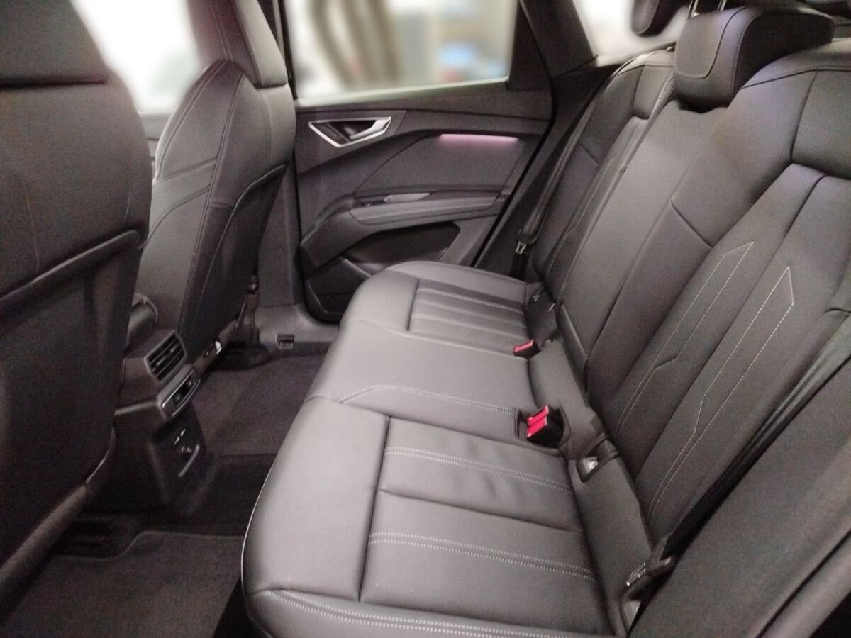Audi Q4 e-tron Q4 Sportback 40 e-tron advanced LED Navi DAB VC PDC Sitzheizung