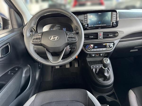 Hyundai i10 FL MY25 1.0 Benzin 63 PS/5-MT/2WD/TREND/Komfortpaket