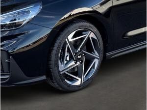 Hyundai i30 FL Kombi MY25 1.5 T-GDI 140 PS 48V 7-DCT 2WD/N-Line/Panoramadach