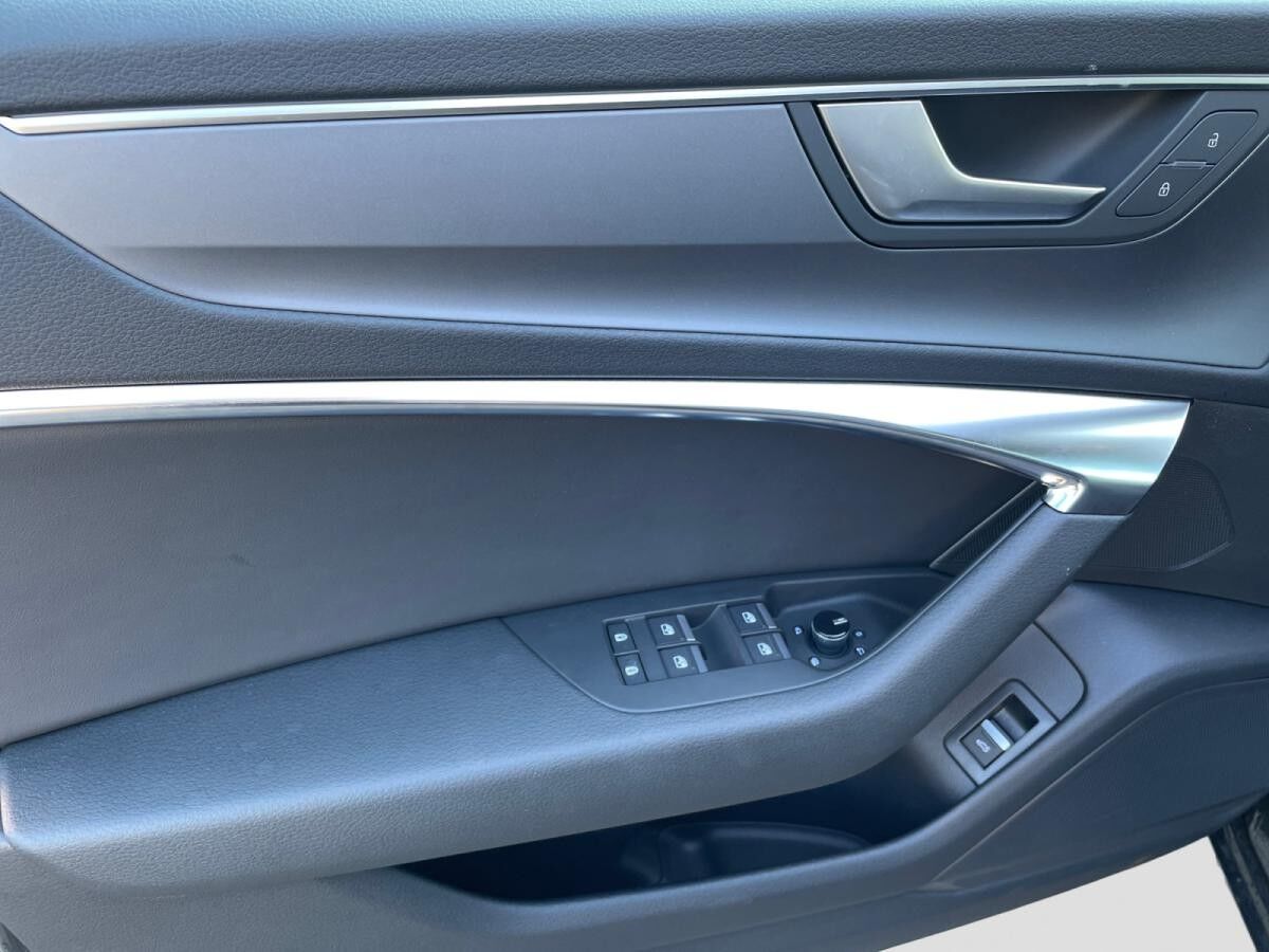 Audi A6 Avant 40 TDI S-Trc advanced Matrix AHK Navi Einpark