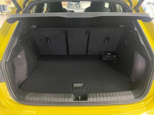 Audi A3 Sportback 35 TFSI S tronic S line Matrix-LED Navi Panorama Sonos